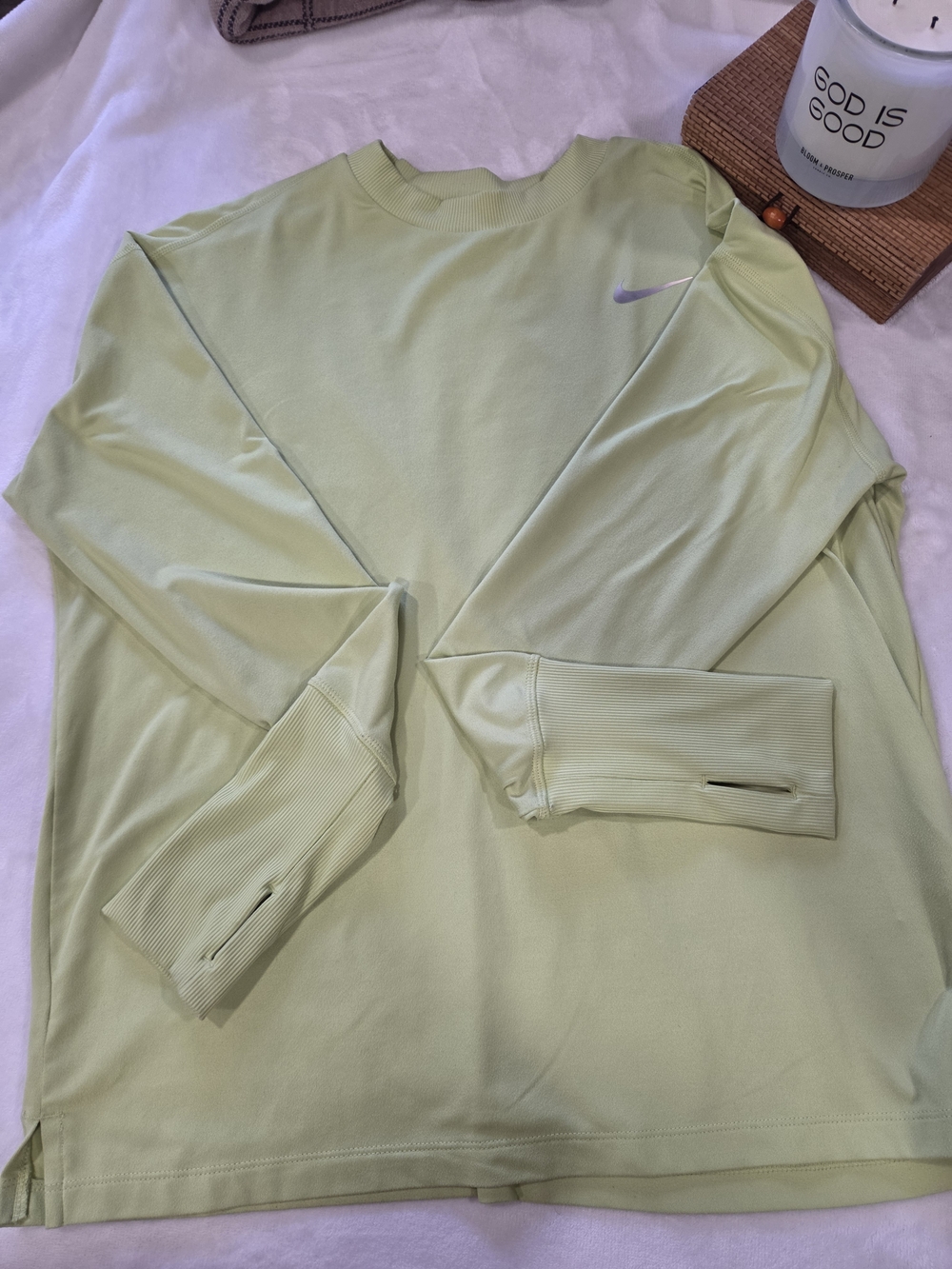 Nike Men’s Crewneck Long-Sleeve Pullover - Mint Green